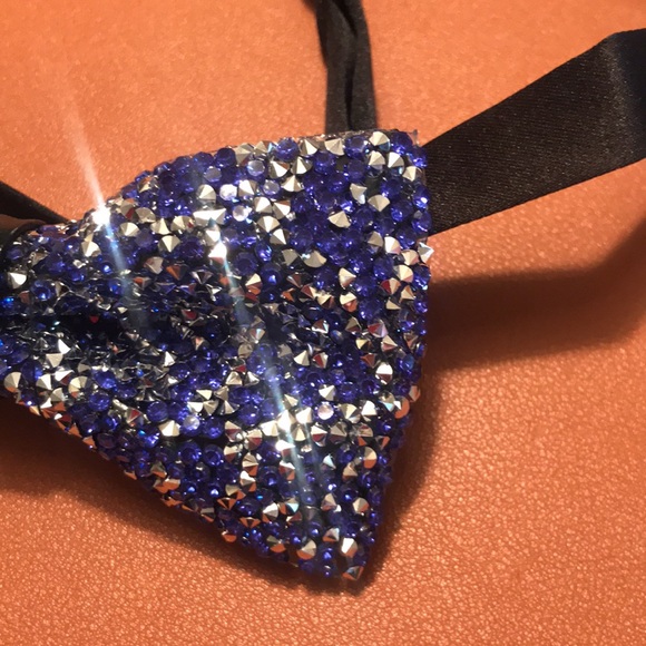 COPY - Sparkling Royal Blue Bow Tie - Picture 4 of 11